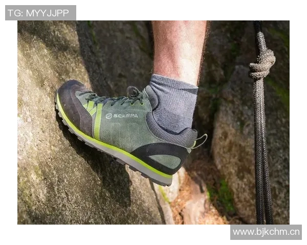 极限运动装备选购指南:如何挑选适合你的攀岩鞋 极限运动装备选购指南:如何挑选适合你的攀岩鞋